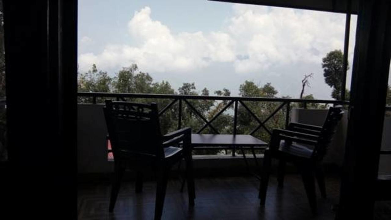 Surbee Resort Mussoorie Habitación foto